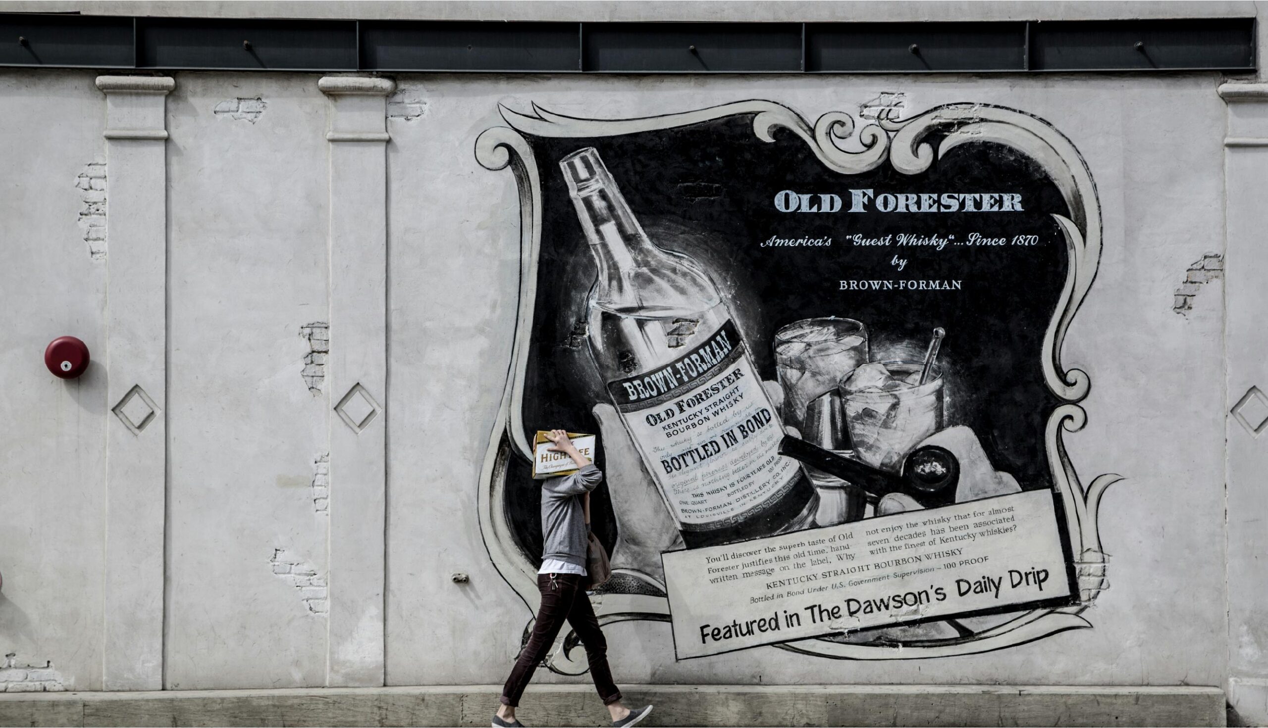 Wall Painting for Brands: Effective Reach, Limited Oversight